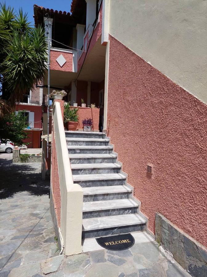 Anatoli Apartment Πέραμα Εξωτερικό φωτογραφία